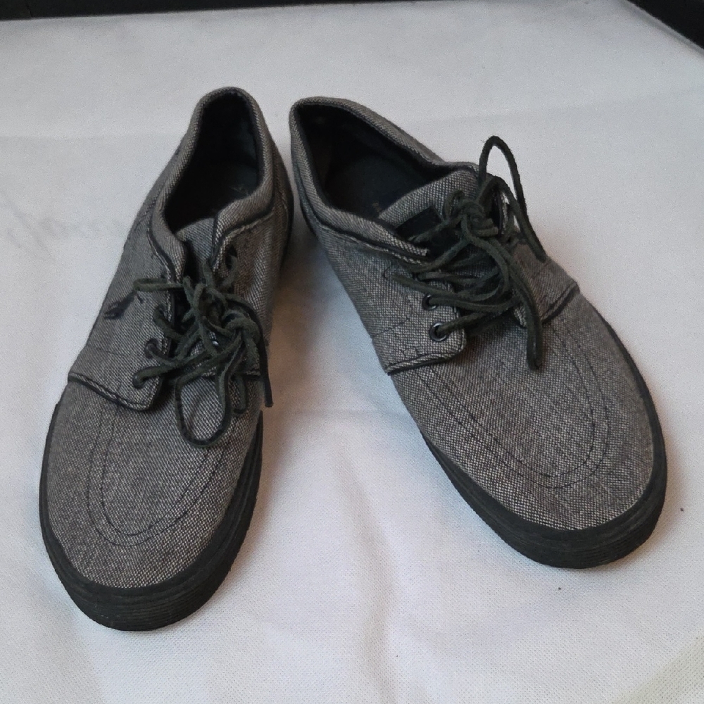 Polo by Ralph Lauren Gray Men's Sneakers Size 10.5D